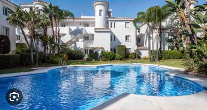 Beach Apartment - Sleeps 6, Pool & Private Terrace