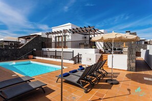 Villa | Havuz | Kapalı yüzme havuzu 
