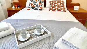 Apartemen | 3 kamar tidur, setrika/meja setrika, Wi-Fi gratis, dan seprai linen