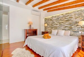 1 kamar tidur, setrika/meja setrika, Wi-Fi gratis, dan seprai linen