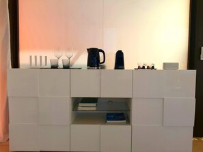 Maison | Cuisine privée | Réfrigérateur, micro-ondes, four, plaque de cuisson