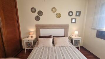 Apartment | 1 bedroom, free WiFi, bed sheets