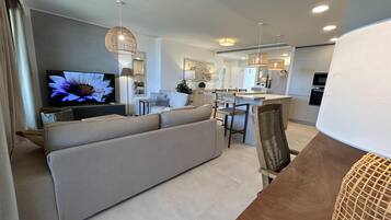 Apartment | Living area