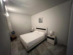 Apartamento | 2 dormitorios, wifi gratis, ropa de cama