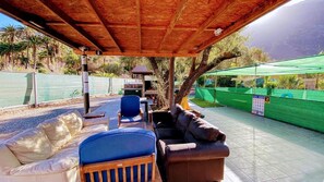 Chalet | Property grounds - Large Country House Near Maspalomas & Fataga (San Bartolomé de Tirajana)