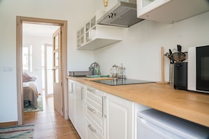 Apartment | Private kitchen | Fridge, microwave, stovetop, electric kettle - Casa Maria Top Floor Studio Apartment With Pool (Javea)
