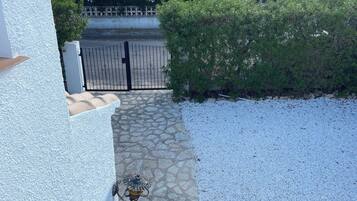 Apartament | Àrea exterior de l'allotjament