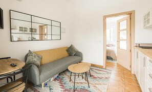 Apartment | Living area - Casa Maria Top Floor Studio Apartment With Pool (Javea)