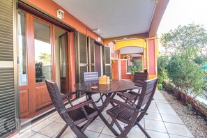 Apartamento | Terraza o patio