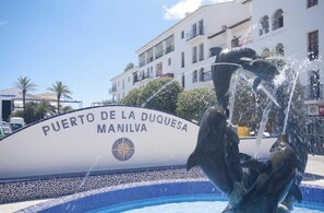Apartment | Property grounds - 2 Bed Flat-sleeps 4-pets-parking-marina Duquesa (Manilva)