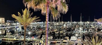 Stunning 2-bed Apartment in Marina de le Duquesa