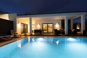 Piscine extérieure