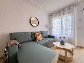 House | Living area | TV - Charming 2-bed House in San Juan de los Terreros (Pulpi)