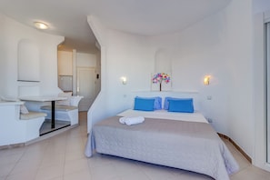 Wi-Fi gratuit, draps fournis