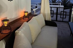 Property grounds - Spacious Stunning Views 2-bed Apartment, Estepona (Estepona)