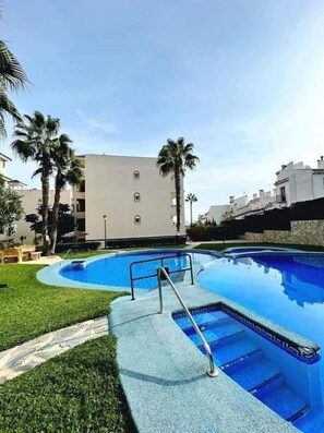 Apartment | Pool | Outdoor pool - Beautiful 2-bed Apartment on the Orihuela Costa (Orihuela)
