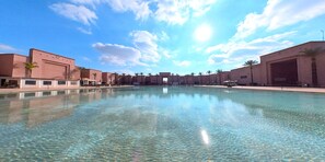 Pool - 3bed Apt Sleeps 5 - Patio, Pool, Pets, Golf Resort (Alhama de Murcia)
