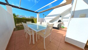 Apartment | Speisen im Freien