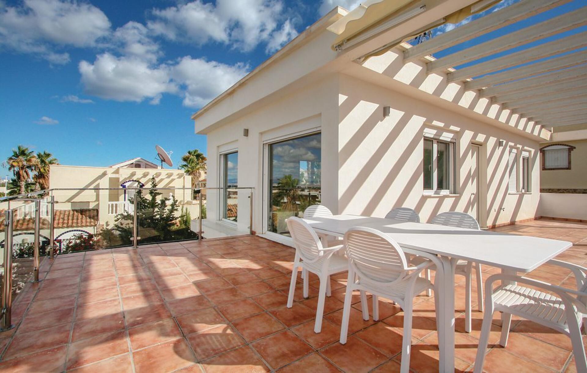 Villa | Outdoor dining