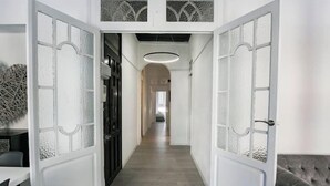 Apartment | Interior - Remarkable 3 Bedroom Apartment in L'eixample (Valencia)