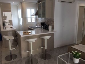 Apartment | Private kitchen | Fridge, microwave, oven, stovetop - Apartment Sleeps 4 Near Beach (Fuengirola)