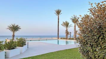 Apartamento | Piscina | Una piscina al aire libre