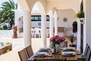Villa | Restaurang utomhus