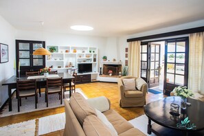 Living area - Typical Canarian Stye Property (Yaiza)