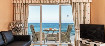 1 Line Beachfront Apartment With Stunning sea View