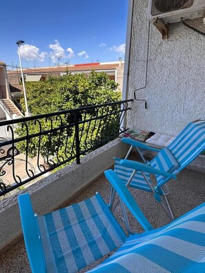 Apartment | Property grounds - Sunset View Beach Apartment in San Pedro (San Pedro del Pinatar)