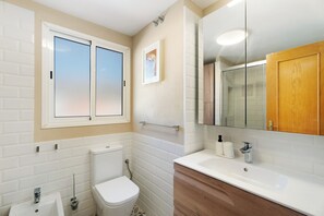 Bathroom - Duplex Anna Palmar By Paramount Holidays (Arona)