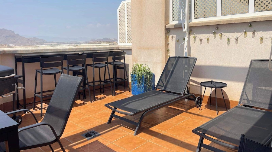 Sunny Seaside Retreat in Puerto De Mazarron