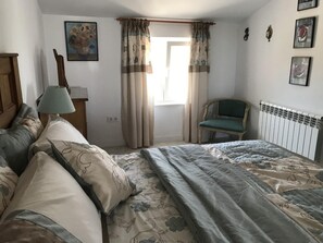 Apartamento | 2 dormitorios, tabla de planchar con plancha, wifi gratis y ropa de cama
