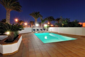 Apartment | Pool | Outdoor pool
