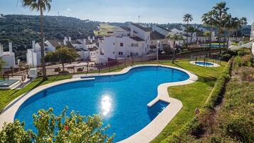 Apartment | Pool | Outdoor pool