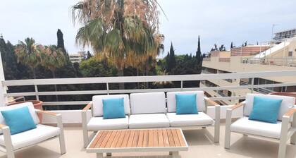 Pent-house, 3 Bedroom, Sleeps 6, Parking