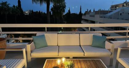 Pent-house, 3 Bedroom, Sleeps 6, Parking