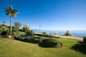 Apartment | Property grounds - Immaculate 3-bed Penthouse- Stunning Views (Estepona)