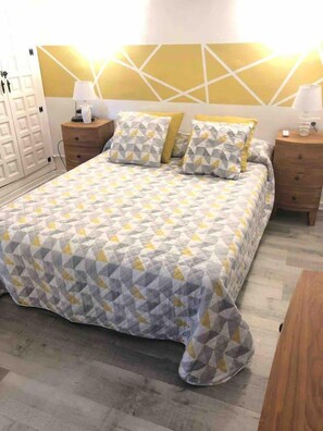 Apartment | 2 bedrooms, free WiFi, bed sheets - Lovely 2 Bed Apartment in Alcalali (Alcalali)