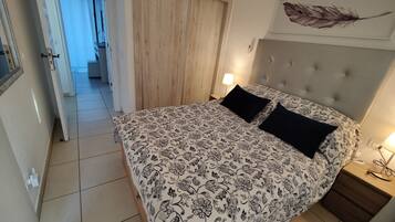 Apartamento | 2 quartos, ferros/tábuas de passar roupa, Wi-Fi de cortesia