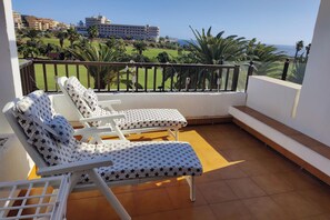 Apartment | Property grounds - Sunny Golf and Sea View Apartment in Amarilla Golf (San Miguel de Abona)