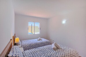 3 개의 침실, 무료 WiFi, 침대 시트