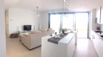 Apartment | Eigene Küche | Kühlschrank, Mikrowelle, Ofen, Herdplatte