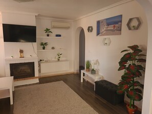 Villa | Interior - Impeccable 6-bed Villa in Monforte del Cid (Monforte del Cid)