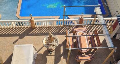 Impeccable 6-bed Villa in Monforte del Cid