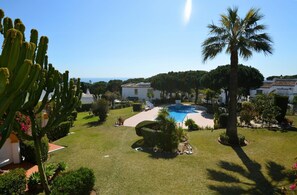 House | Pool | Outdoor pool - Calahonda - Sleeps 6 - Parking - Garden - Pool (Mijas)