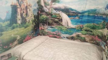 3 bedrooms, iron/ironing board, free WiFi, bed sheets