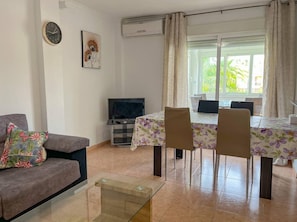 Apartment | Living area - Charming 2-bed Apartment in Denia (Denia)