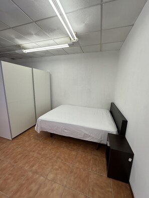 Studio | Free WiFi, bed sheets - Studio in Pontevedra (Pontevedra)