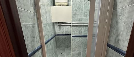 Studio | Salle de bain | Douche